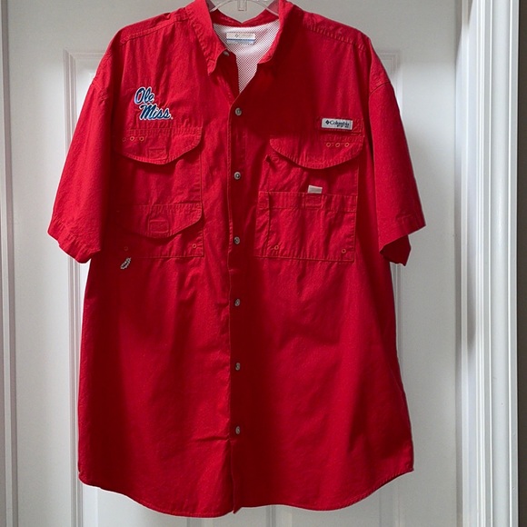 Mens Size Large Ole Miss Columbia Pfg 